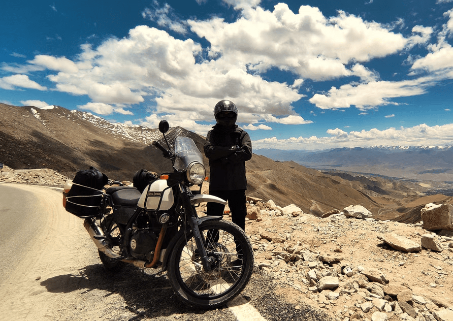 Ladakh Road Trip With Manali Tour Package